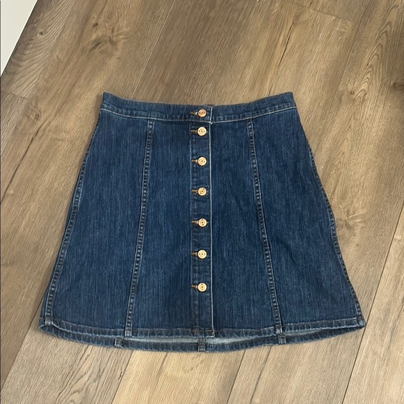 J. Crew Trademark Denim Blue A-Line Mini Skirt Size 30/10 - Picture 1 of 8